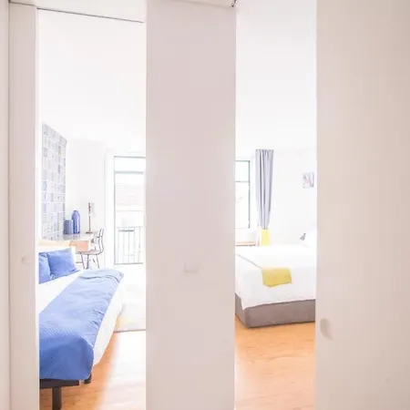 Charming, Sun-drenched In Estrela * Lisbon