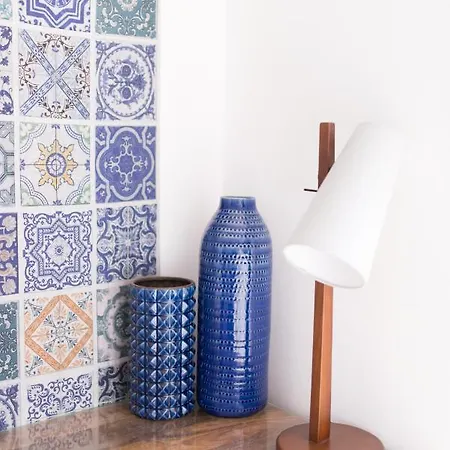 Apartment Charming, Sun-drenched In Estrela